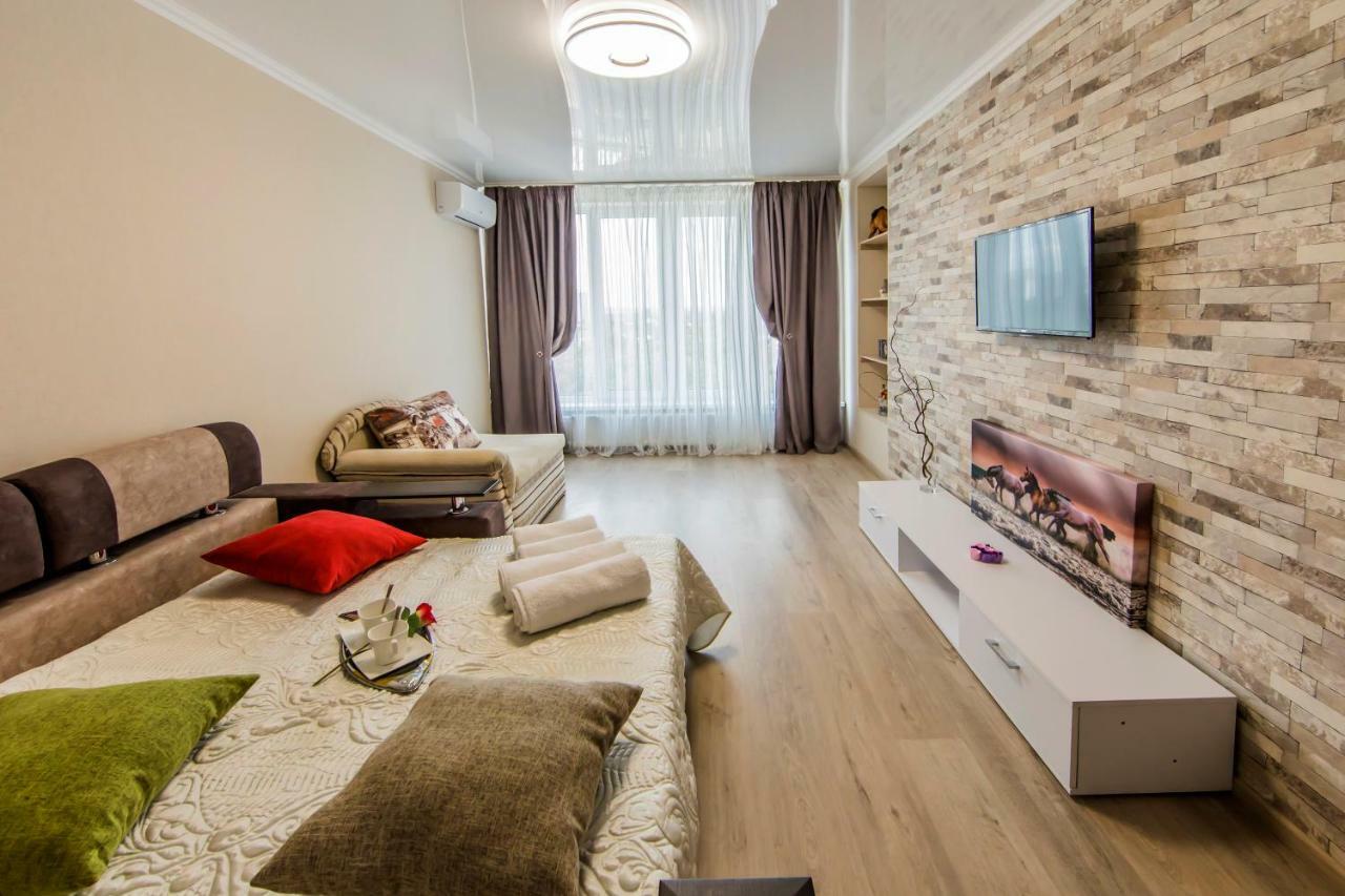 The Best Rest In This Stylish, Cozy Apartament. Apartment เคียฟ ภายนอก รูปภาพ